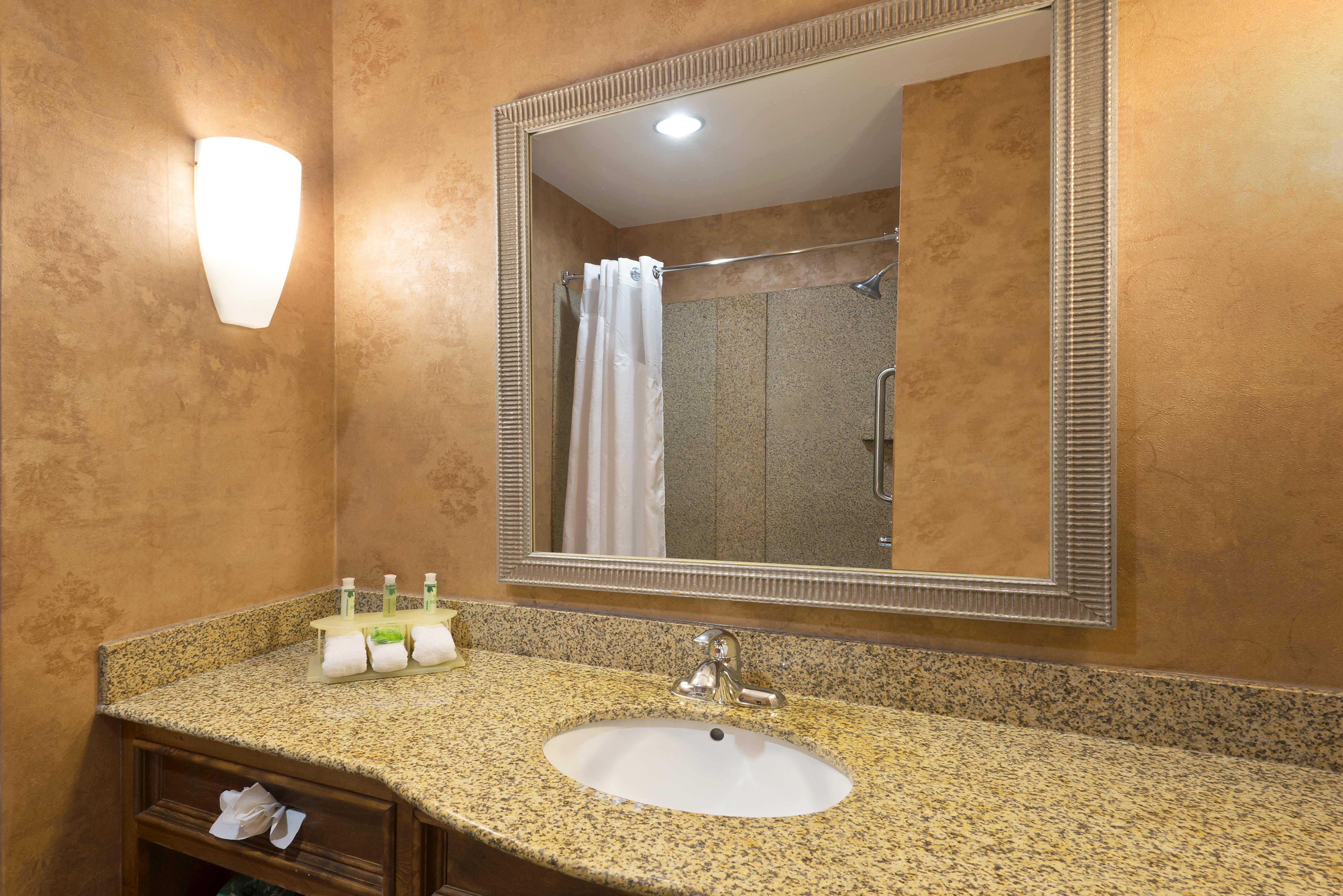 Holiday Inn Express Suites Little Rock West By Ihg Exterior photo