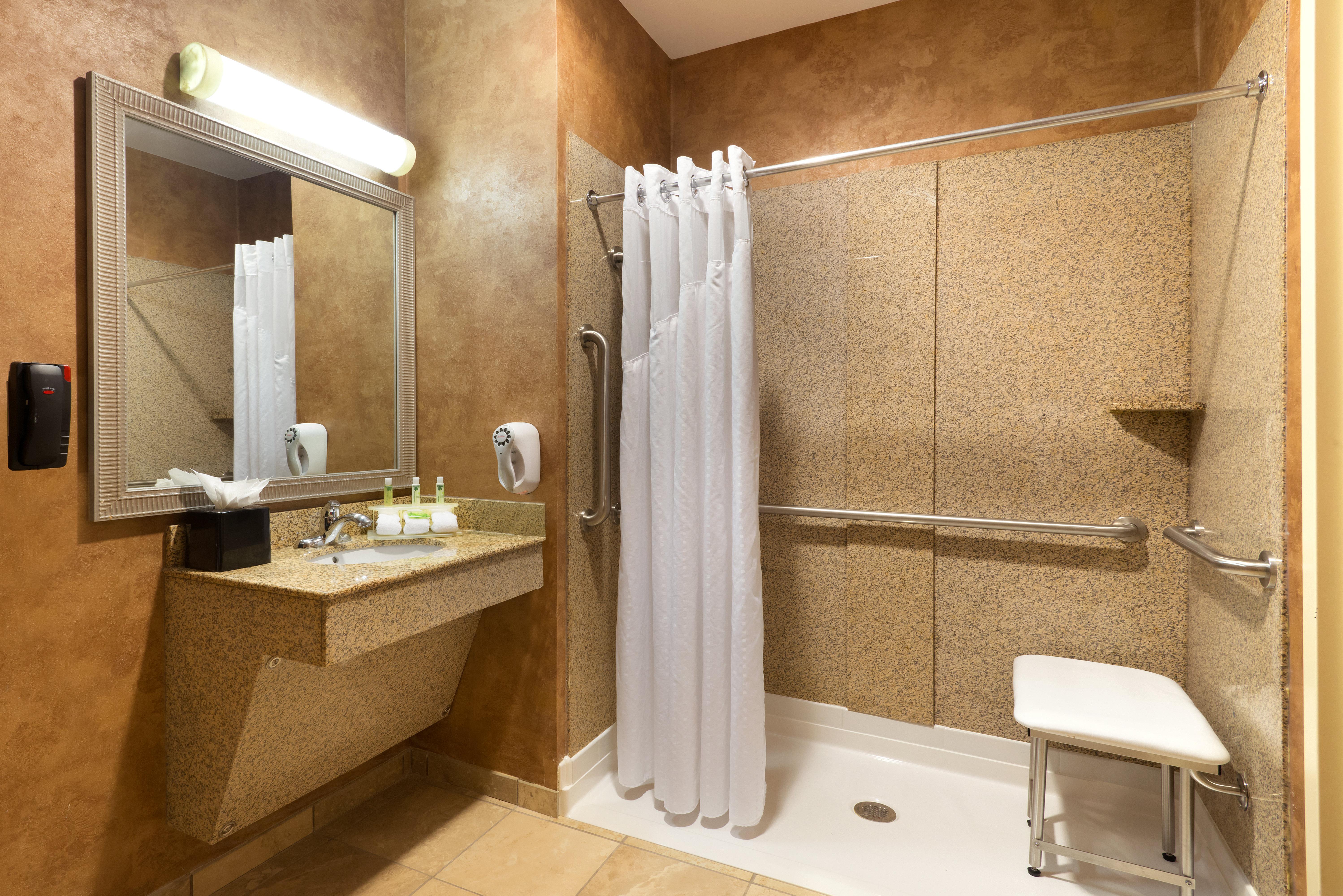 Holiday Inn Express Suites Little Rock West By Ihg Exterior photo