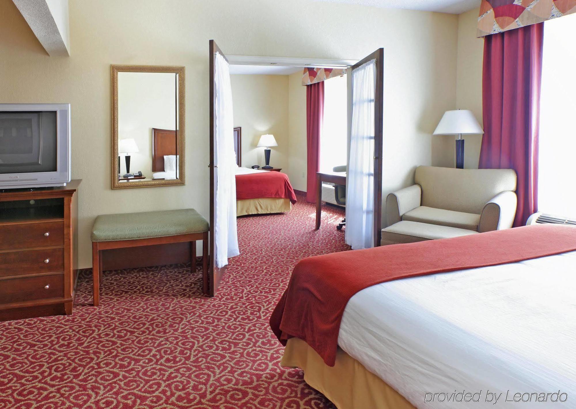 Holiday Inn Express Suites Little Rock West By Ihg Exterior photo