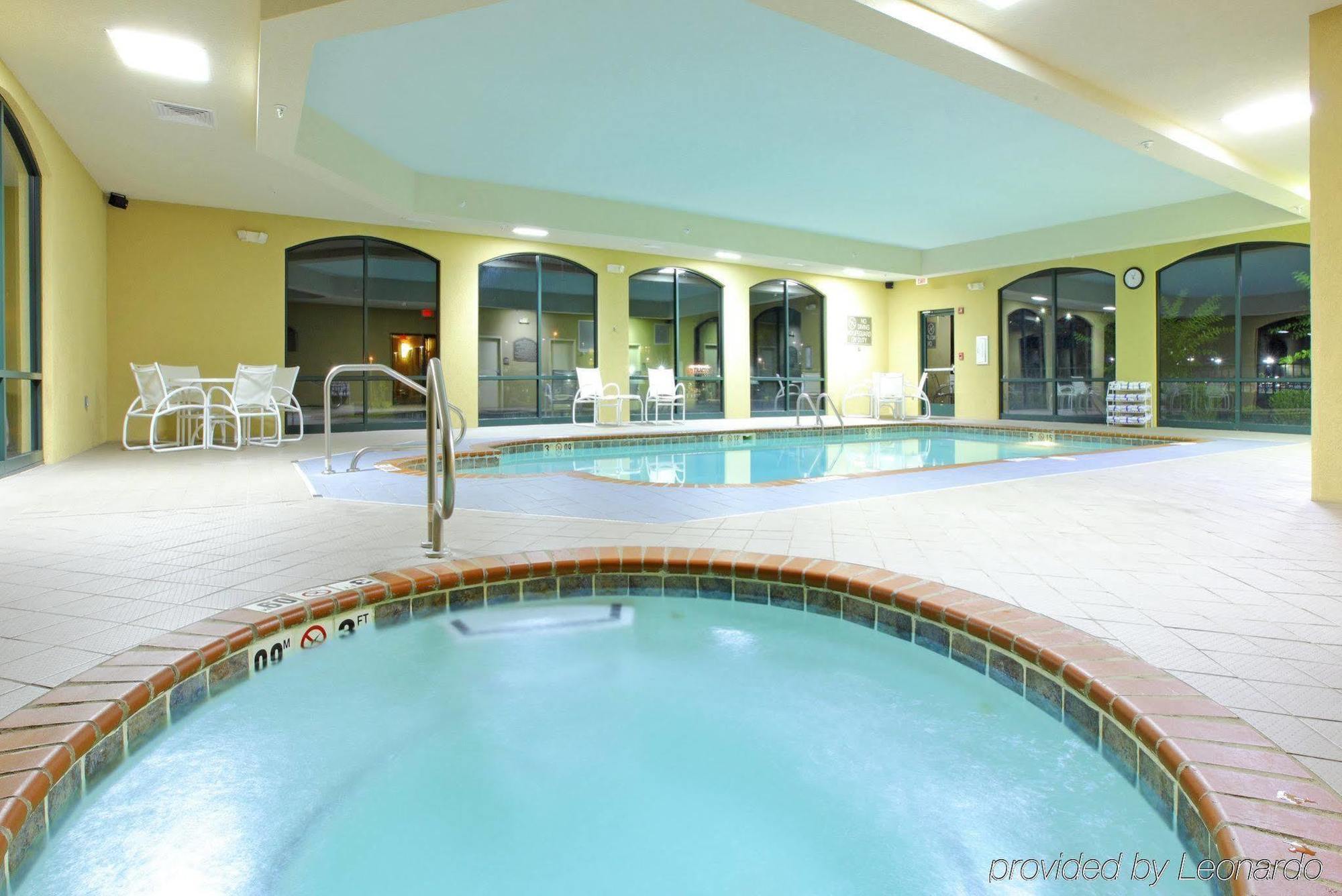 Holiday Inn Express Suites Little Rock West By Ihg Exterior photo